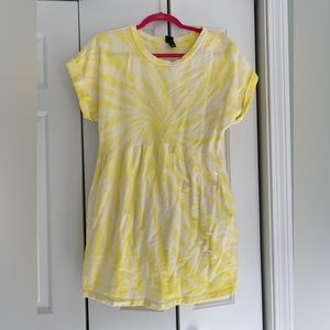 Small Wild Fable tie dye sweatshirt dress